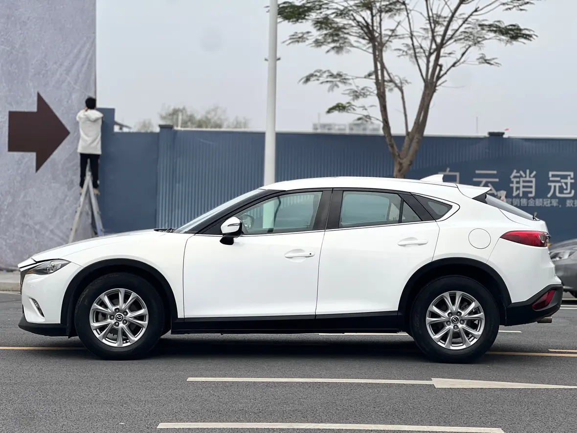 Mazda CX-4