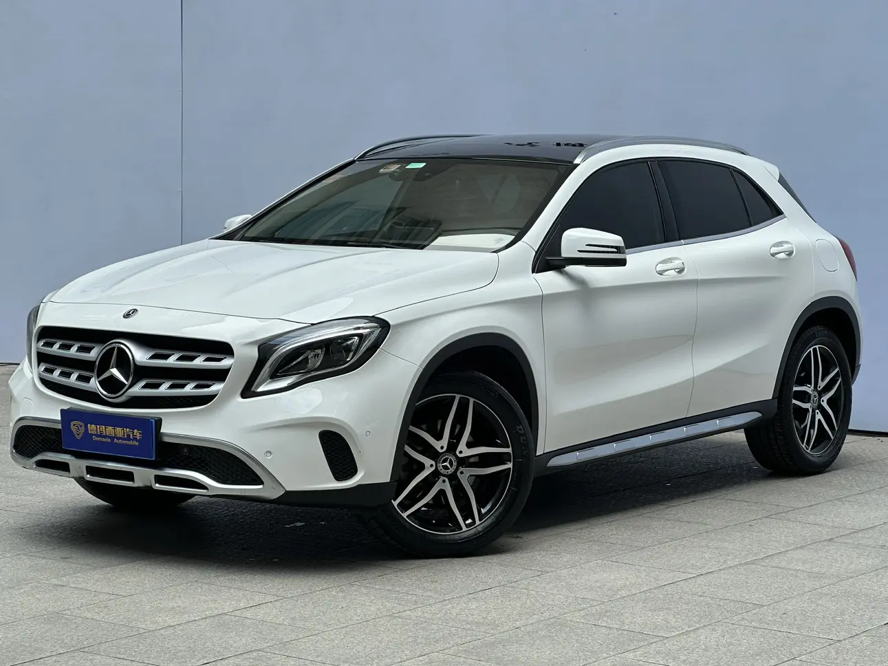 Mercedes-Benz GLA  из Китая