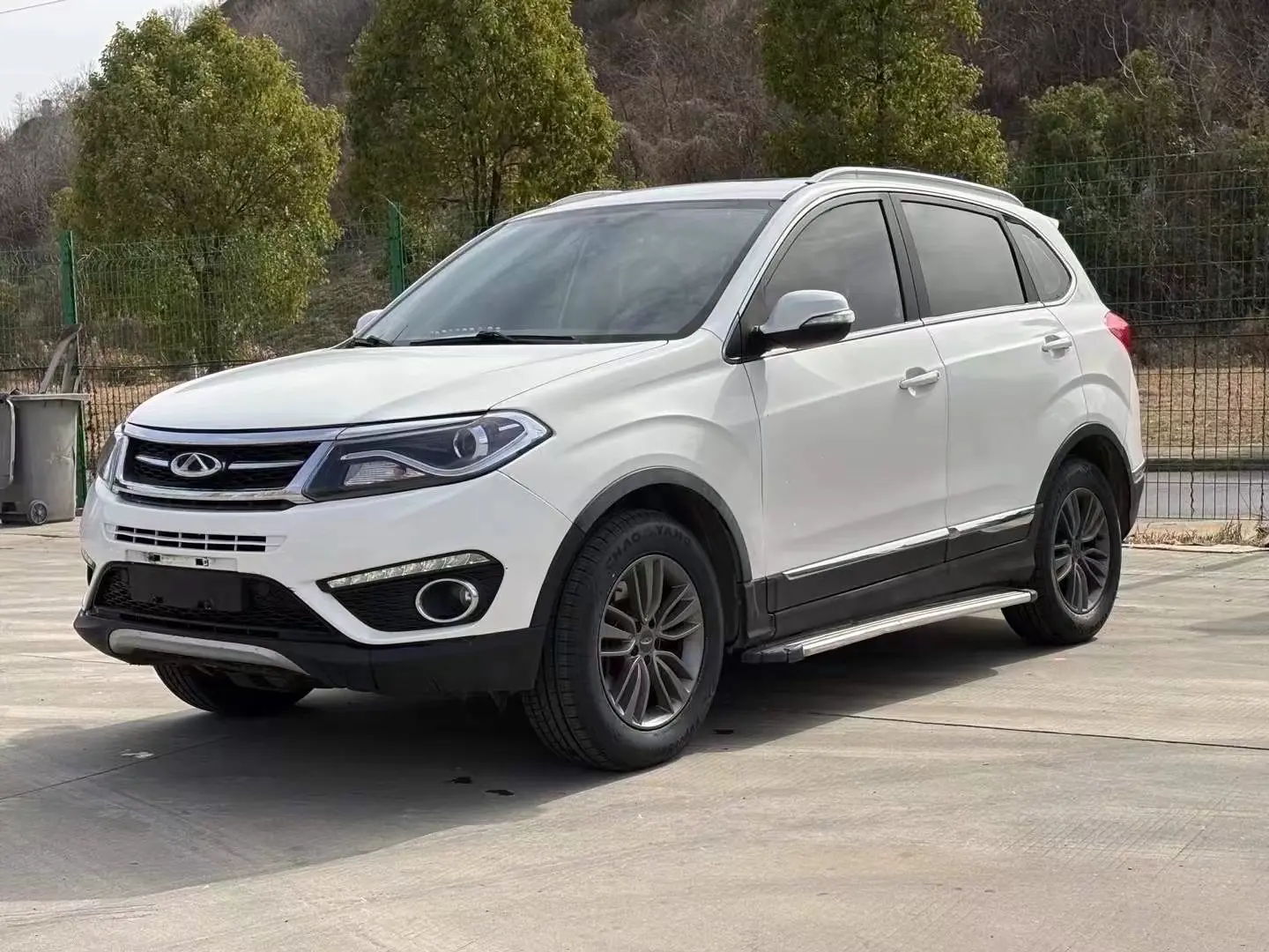 Купить Автомобиль Черри Тиго