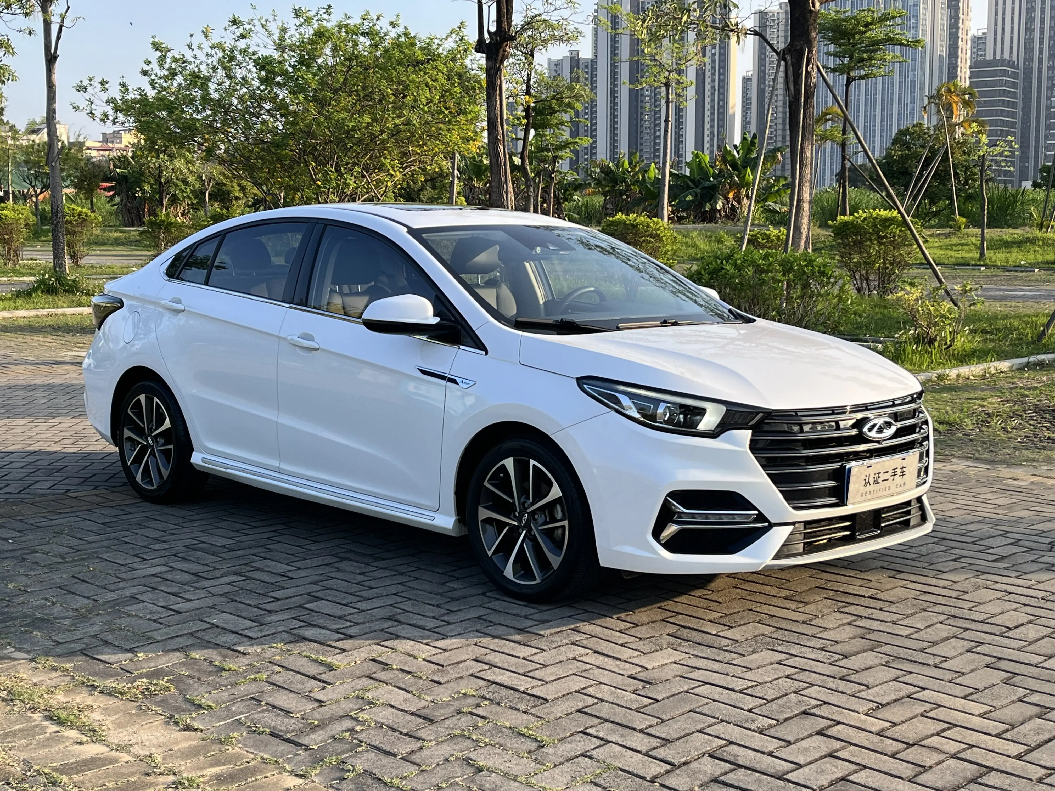 Omoda S5