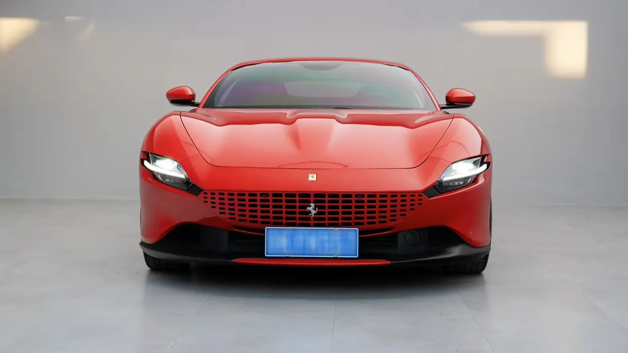 Ferrari Roma  из Китая
