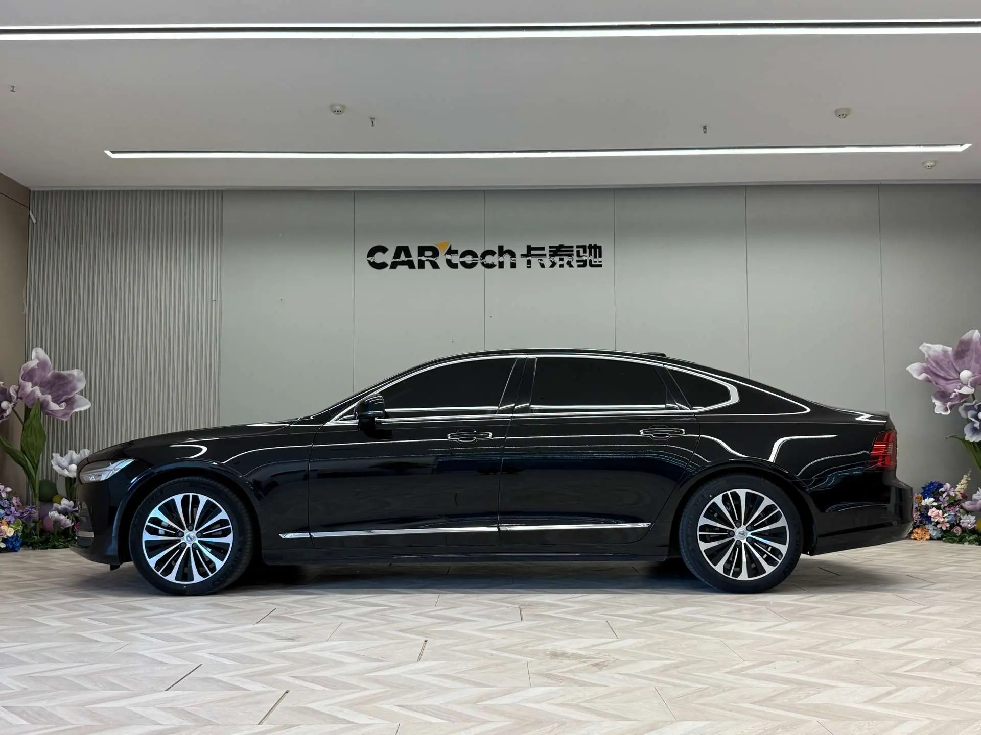 Volvo S90