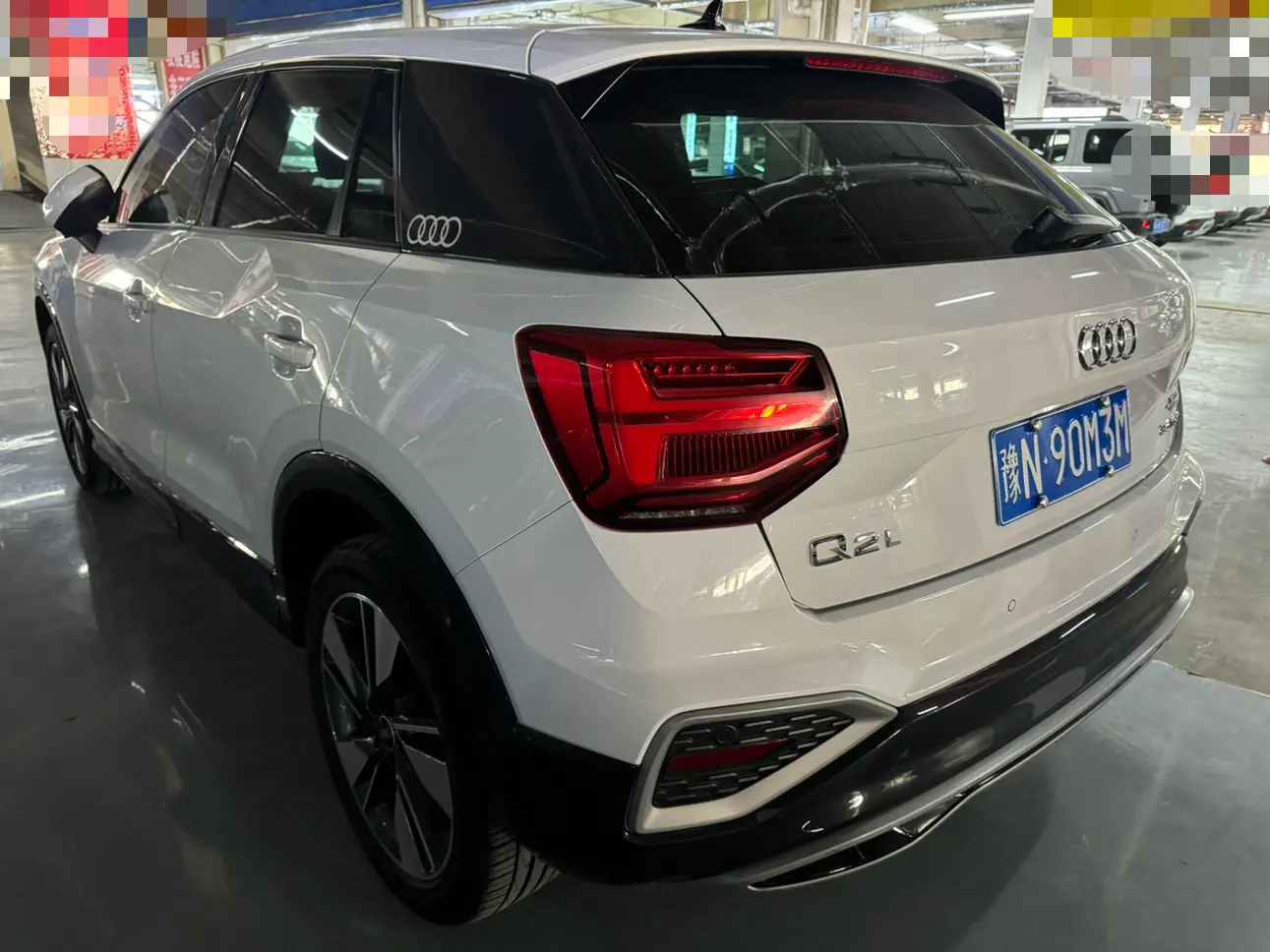 Audi Q2L