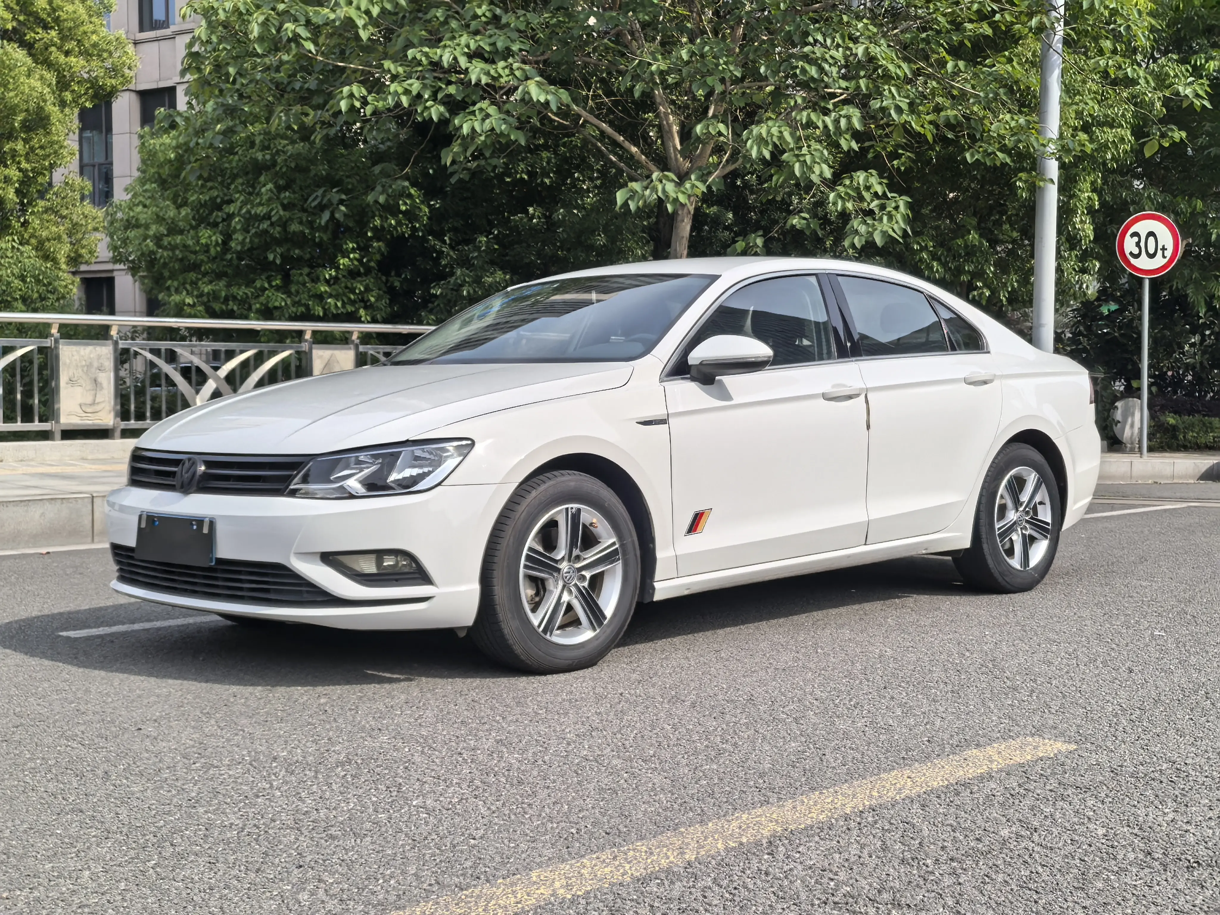 Volkswagen Lingdu