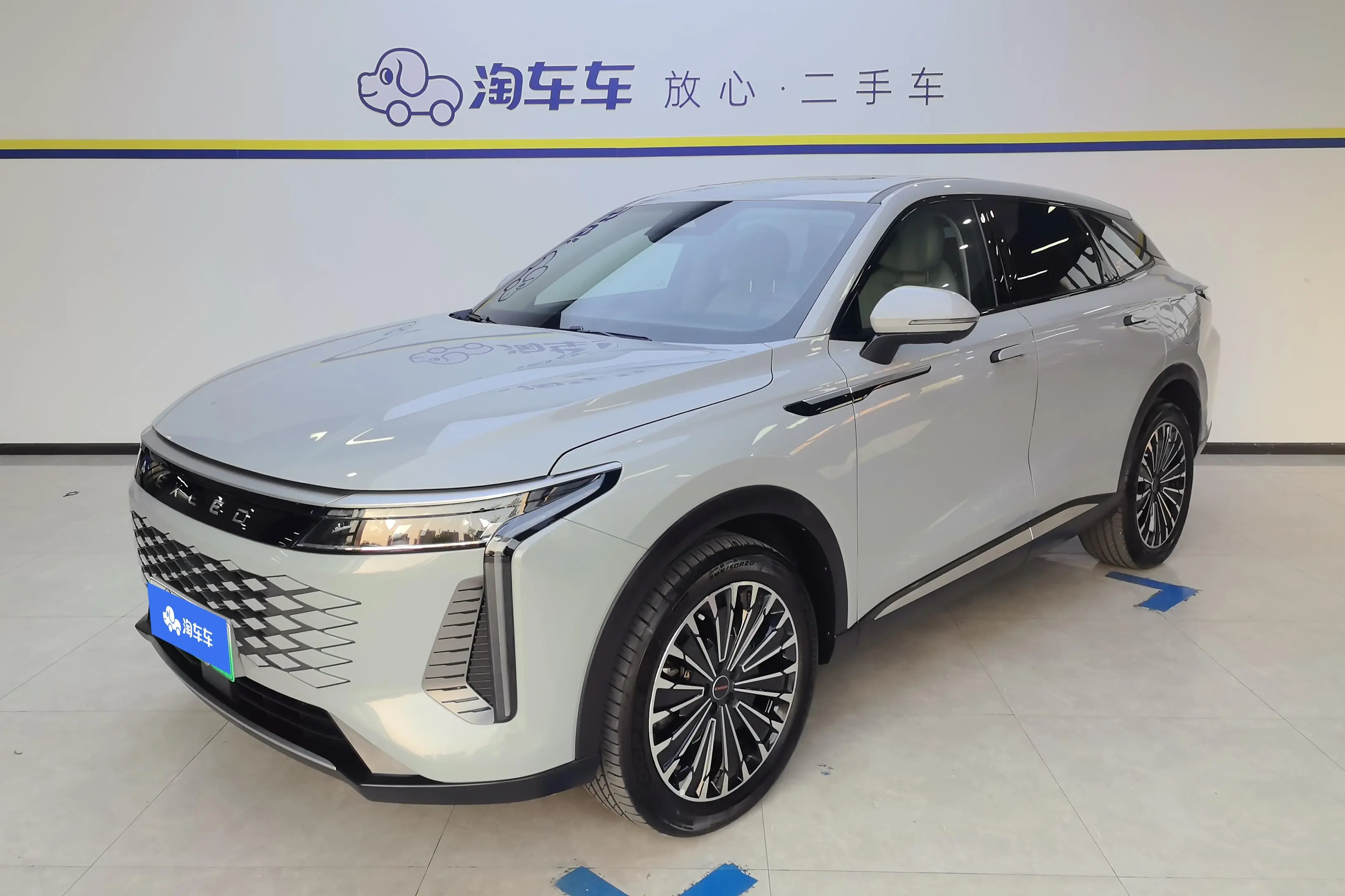 Exeed Xingtu Yaoguang C-DM