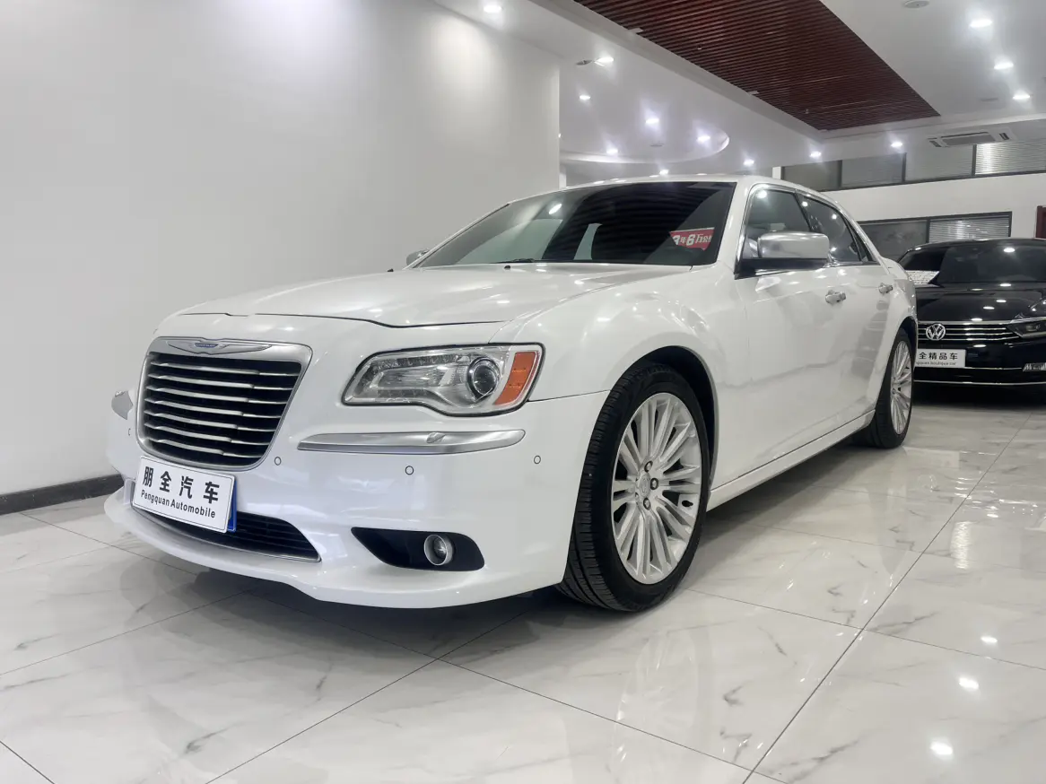 Chrysler 300C (imported)