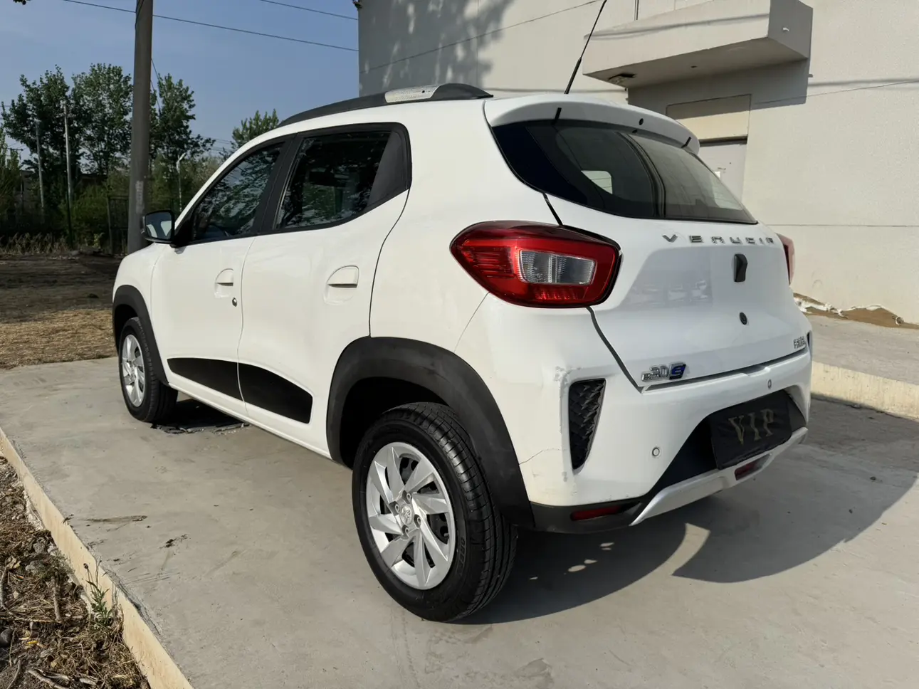 Kai Chen Venucia e30