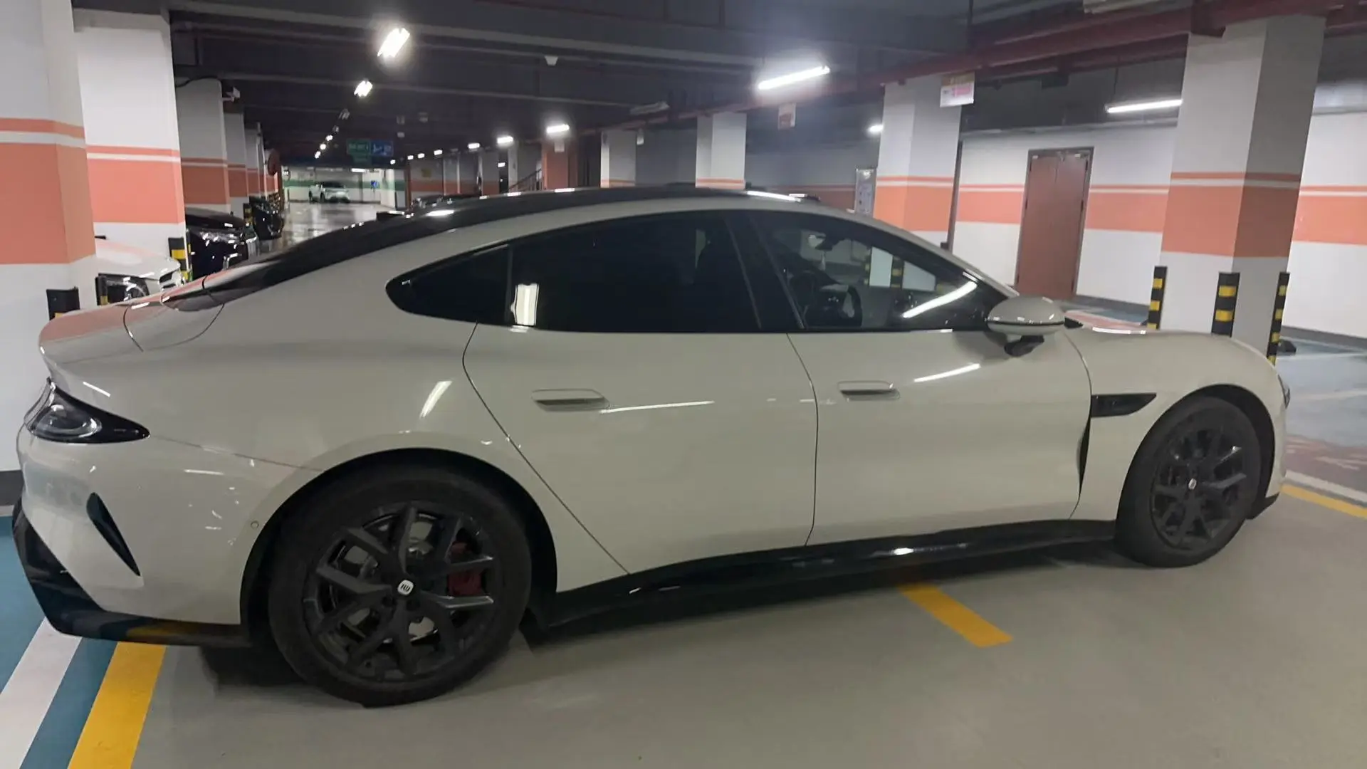 Xiaomi car Xiaomi SU7