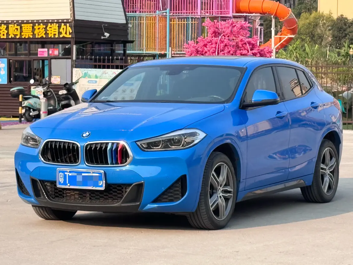 BMW X2