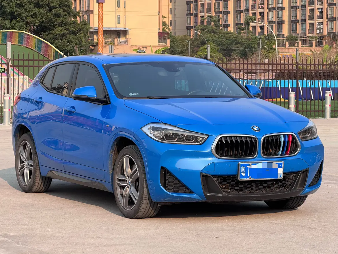BMW X2