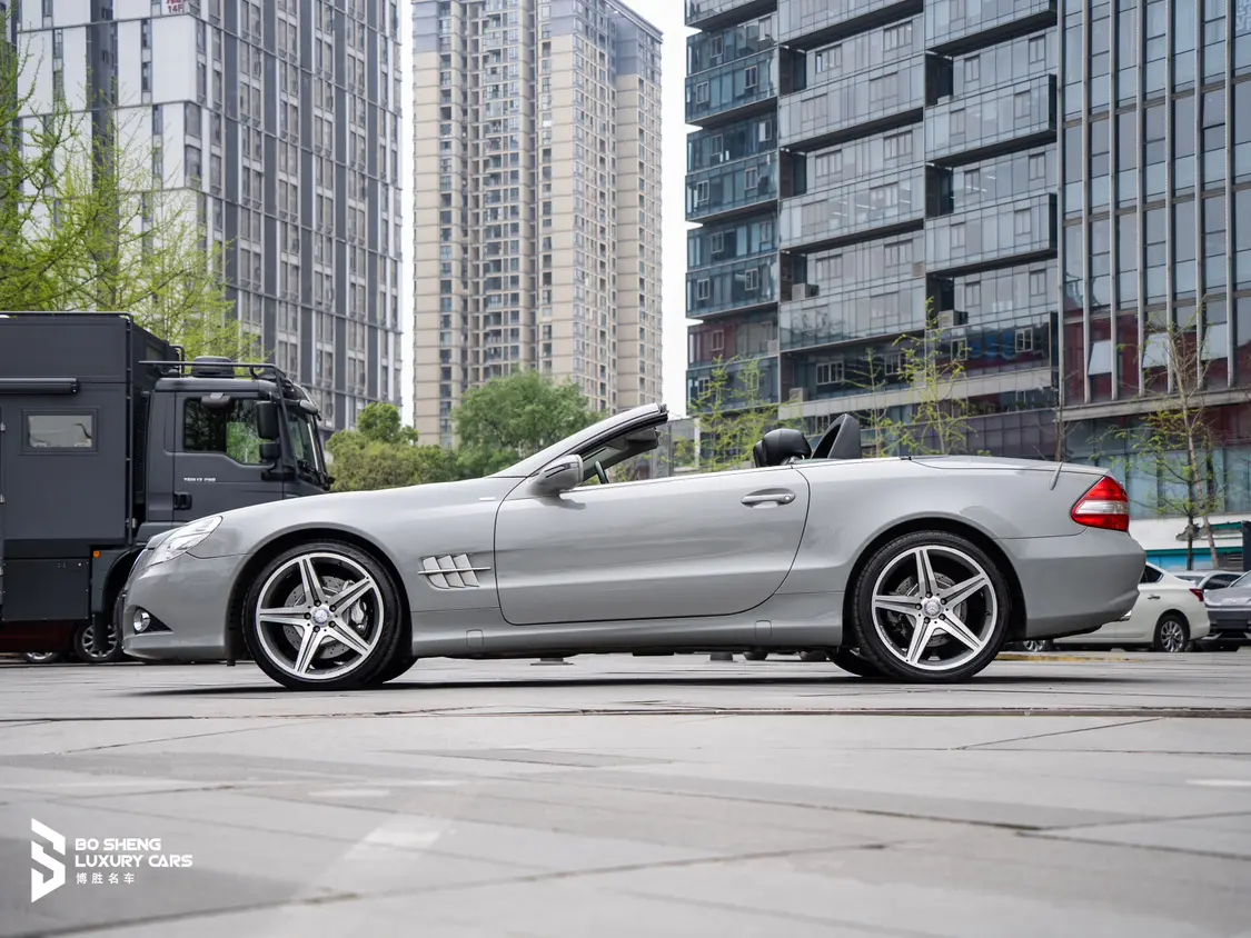 Mercedes-Benz SL Class