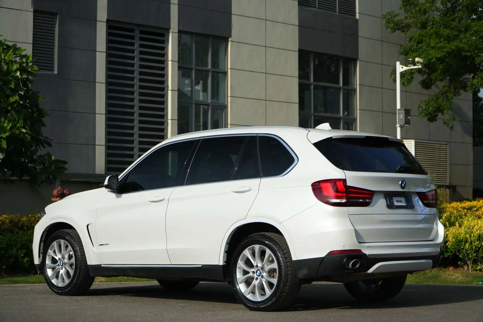 BMW X5 (imported)