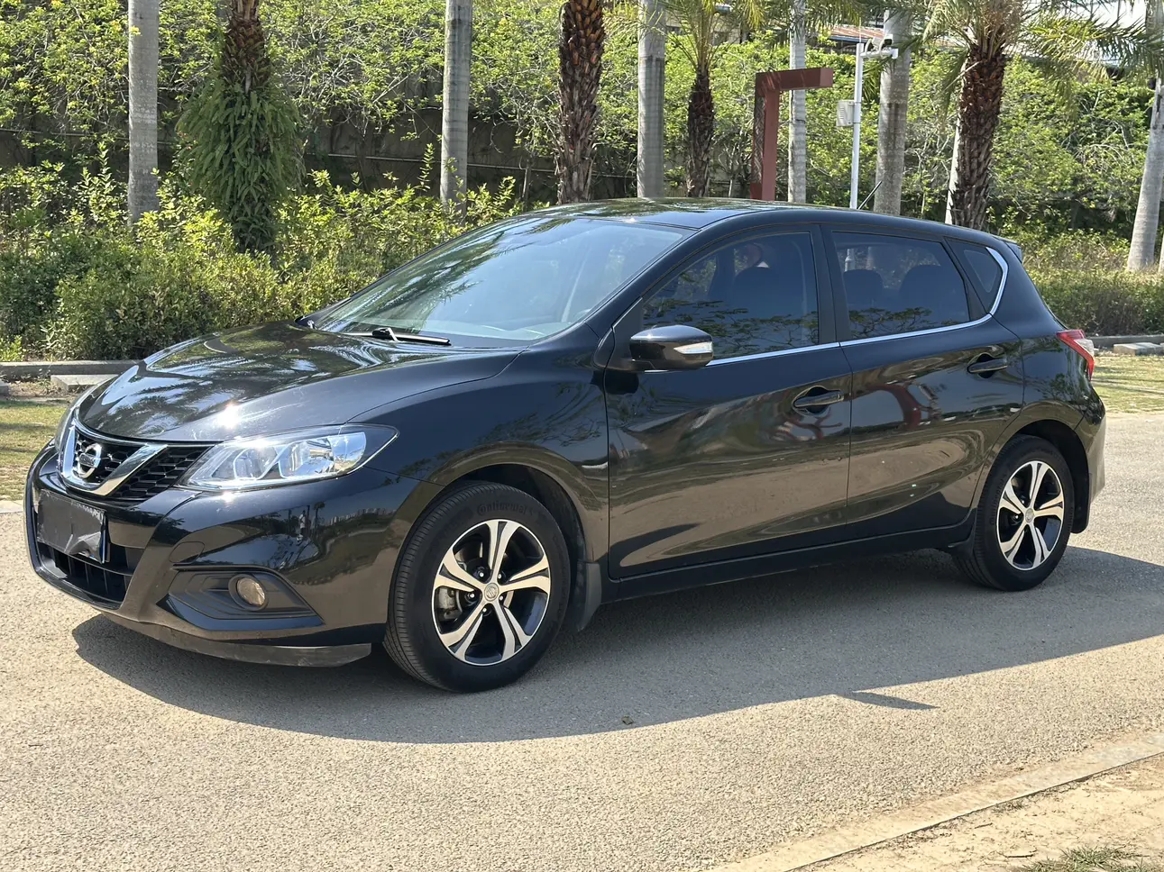 Nissan Tiida