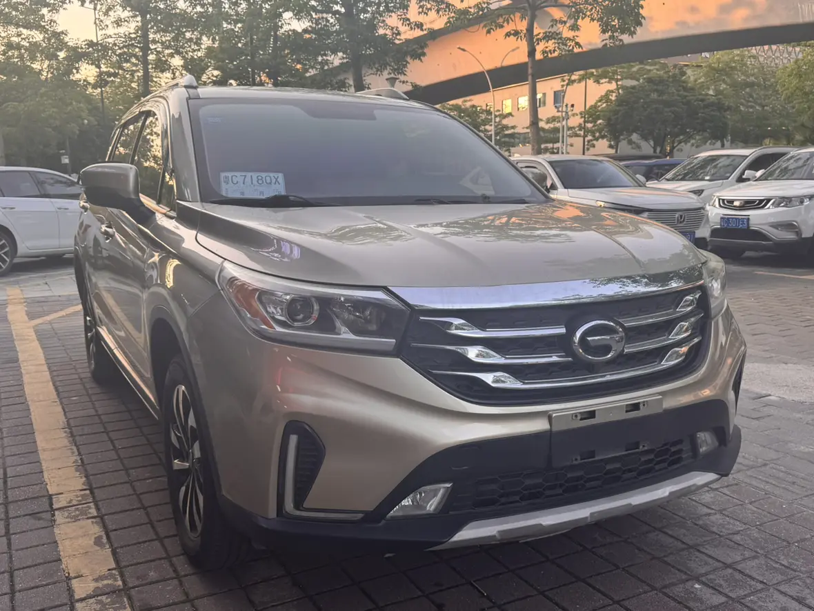 GAC Trumpchi GS4