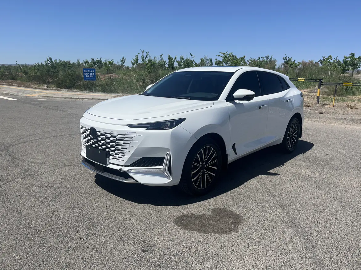 Changan UNI-K  из Китая