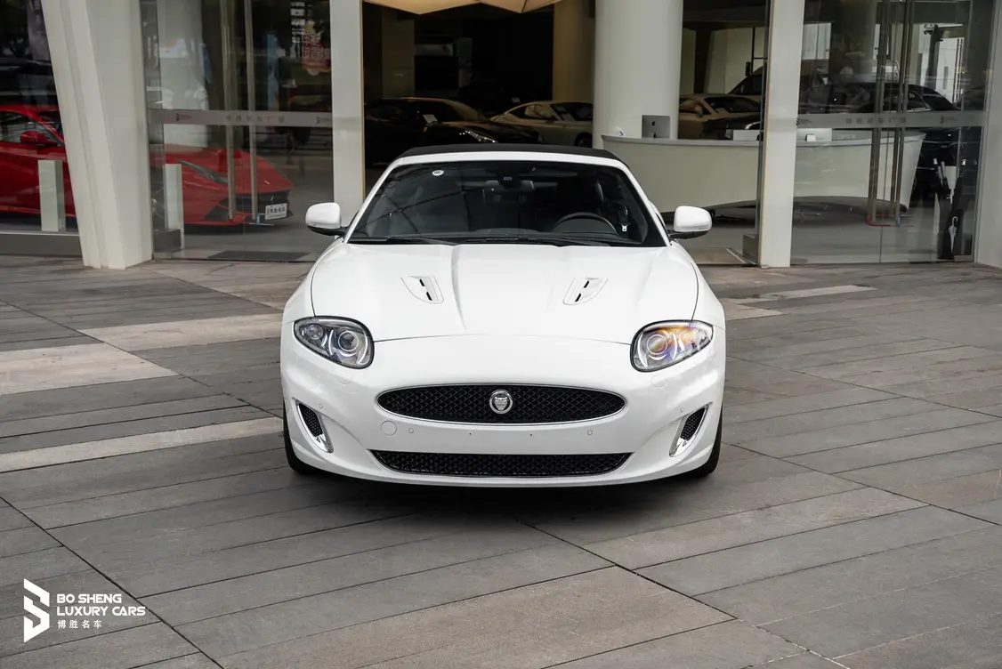Jaguar XK