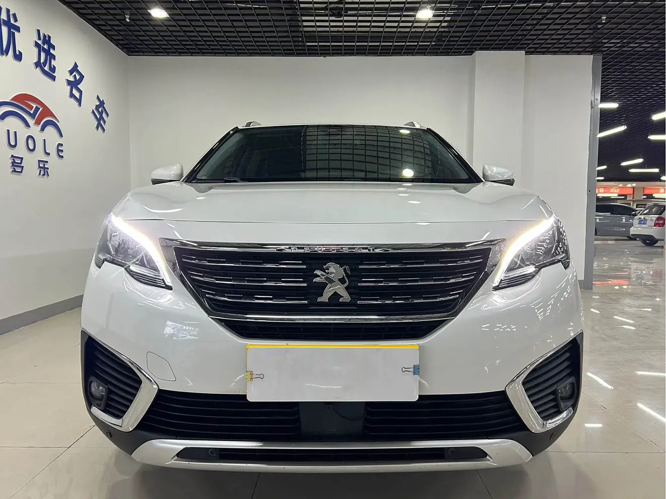Peugeot 5008