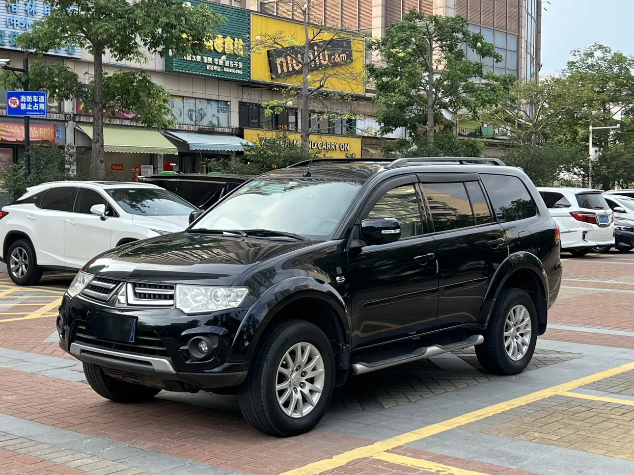 Mitsubishi Pajero Jinchang