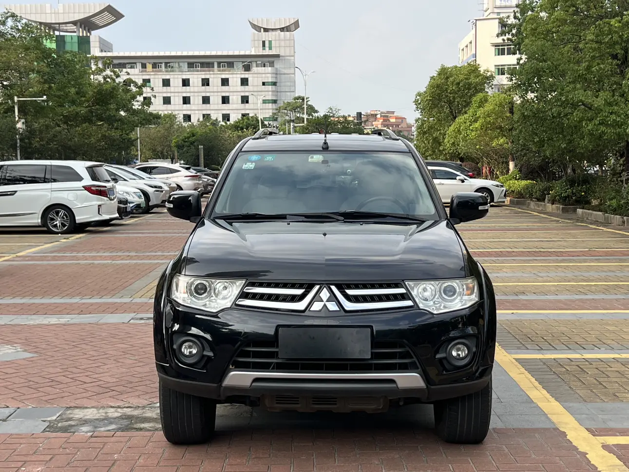 Mitsubishi Pajero Jinchang