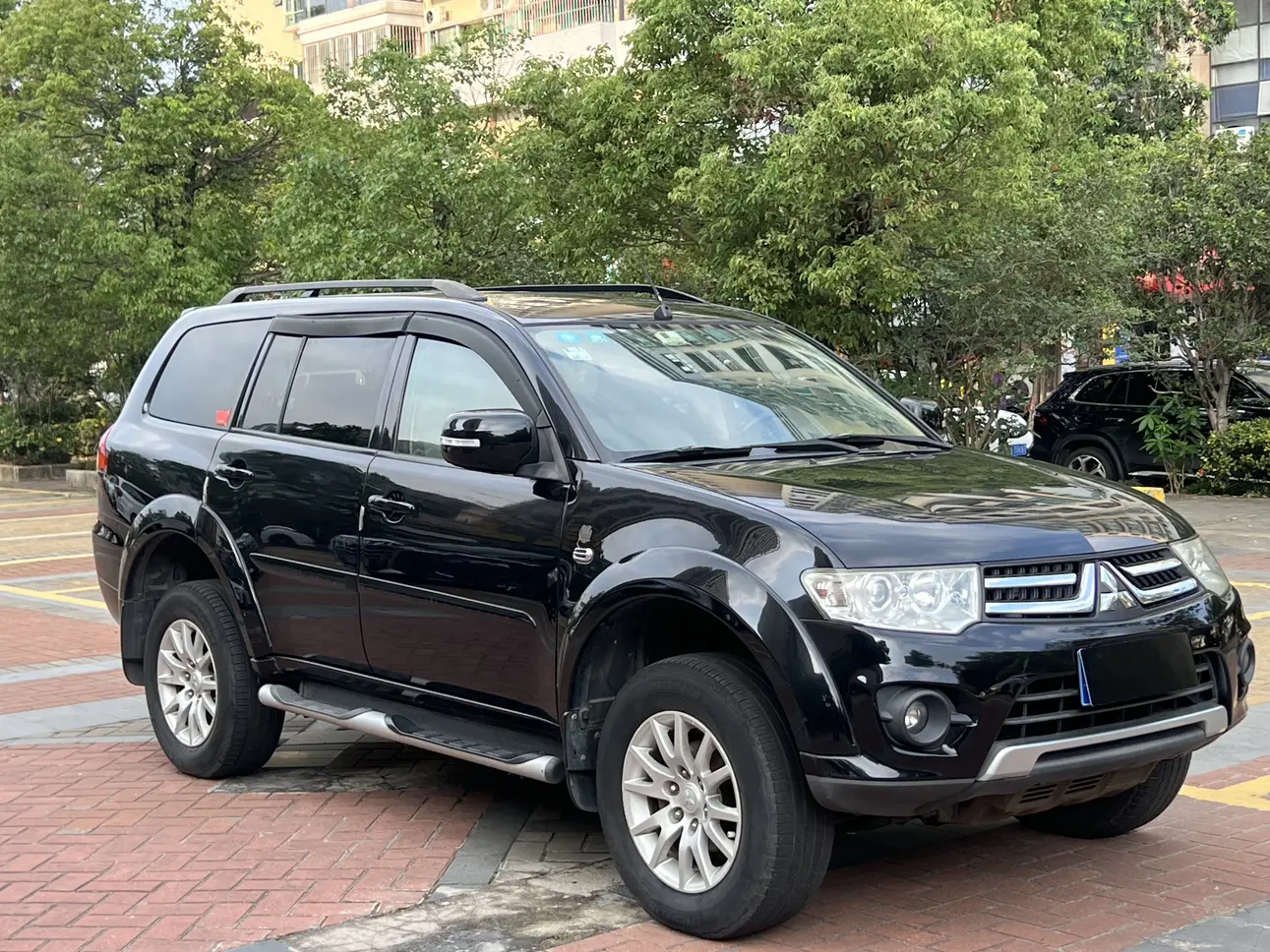 Mitsubishi Pajero Jinchang