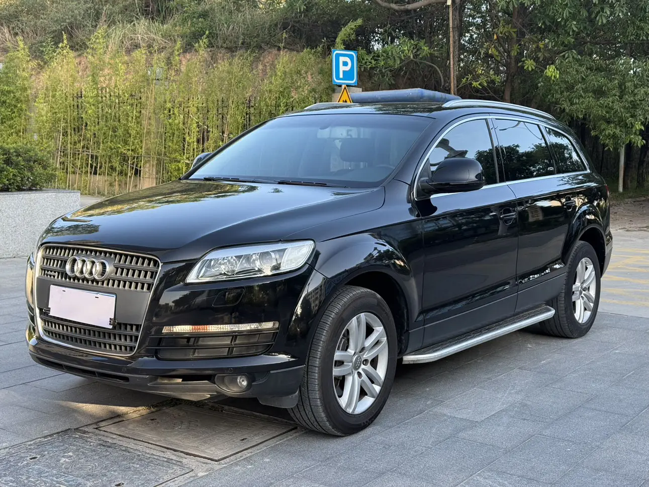 Audi Q7  из Китая