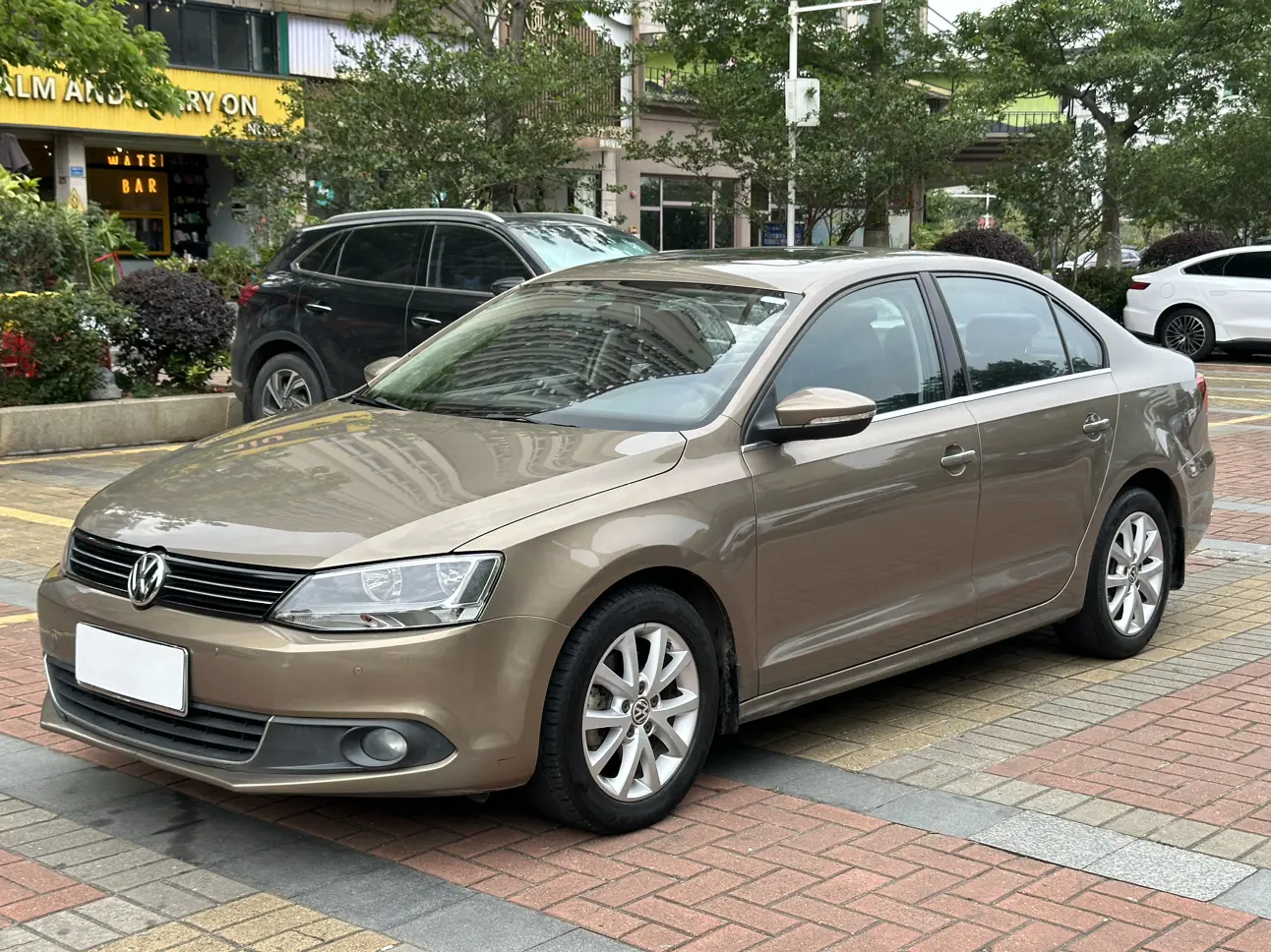 Volkswagen Sagitar  из Китая