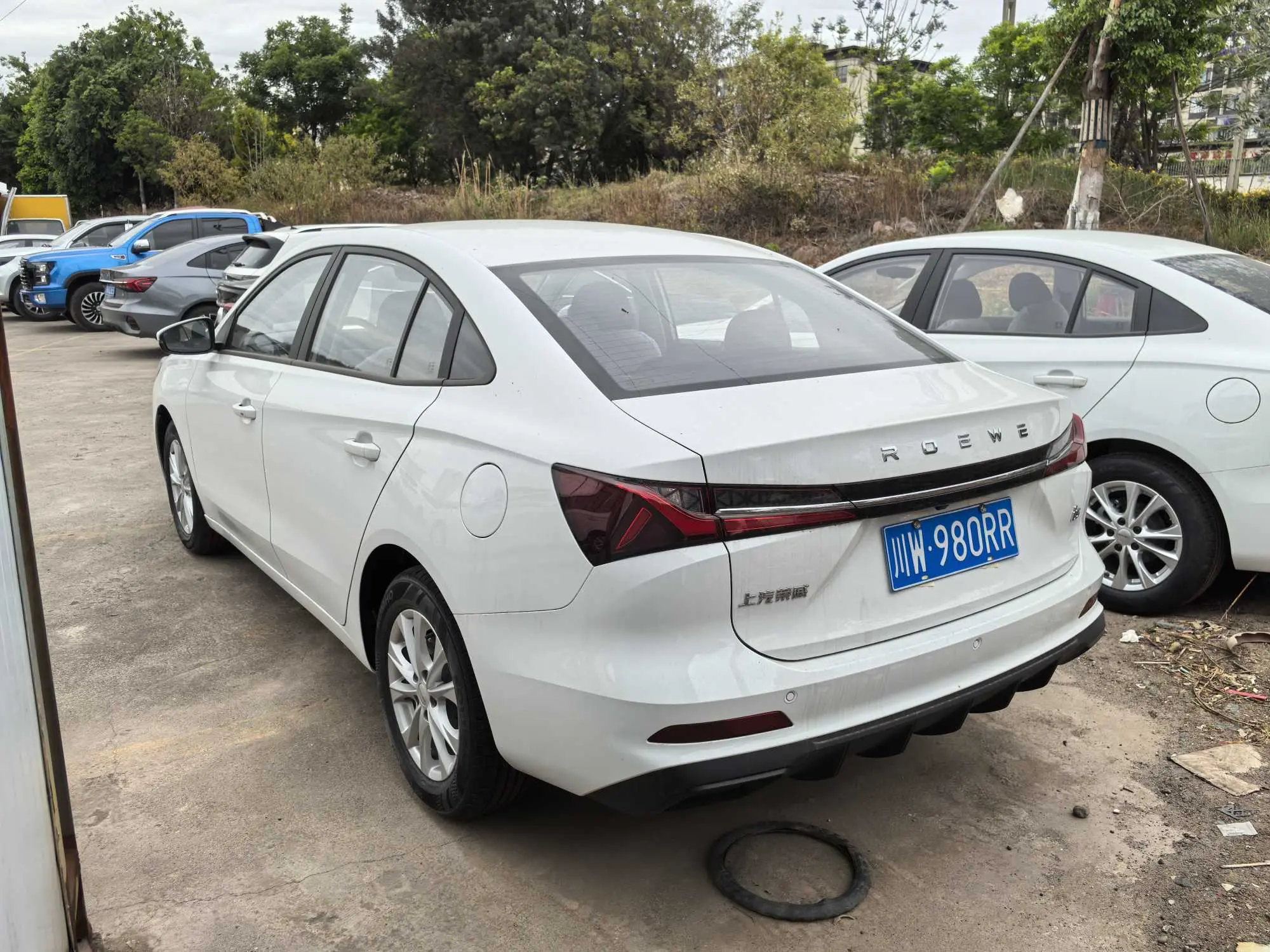 Roewe i5