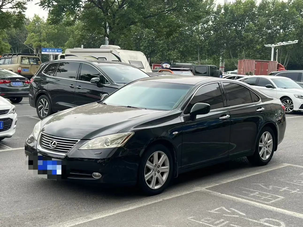 Lexus ES