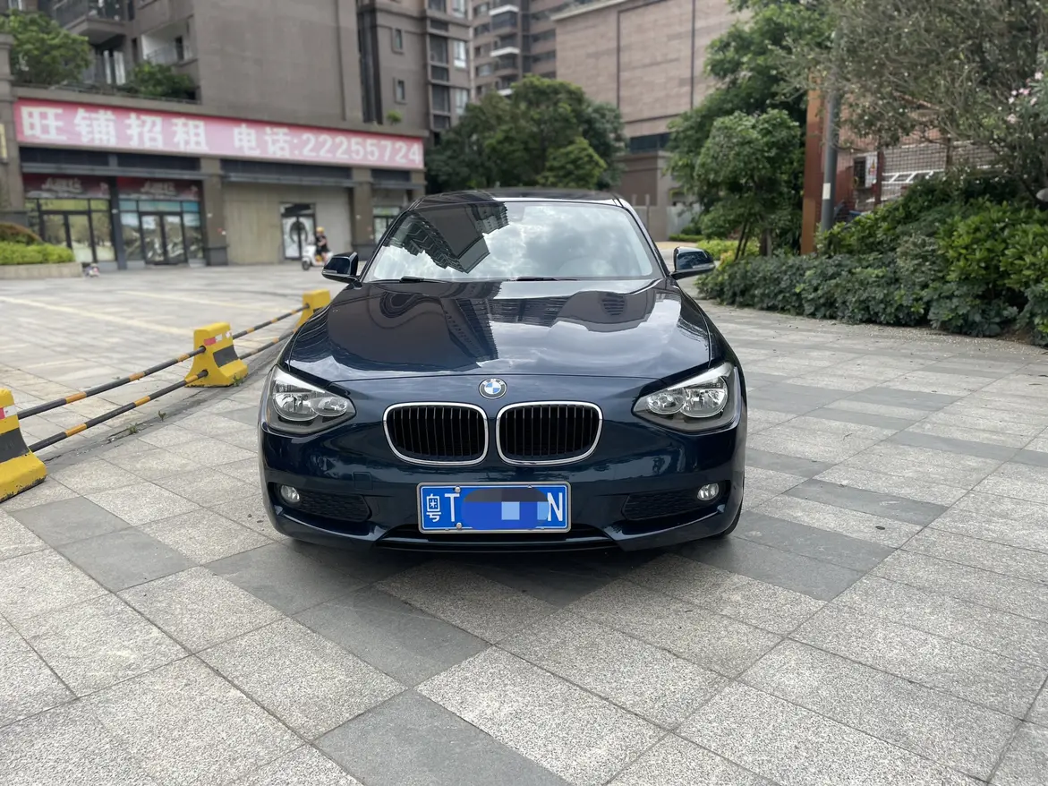 BMW 1 Series (imported)