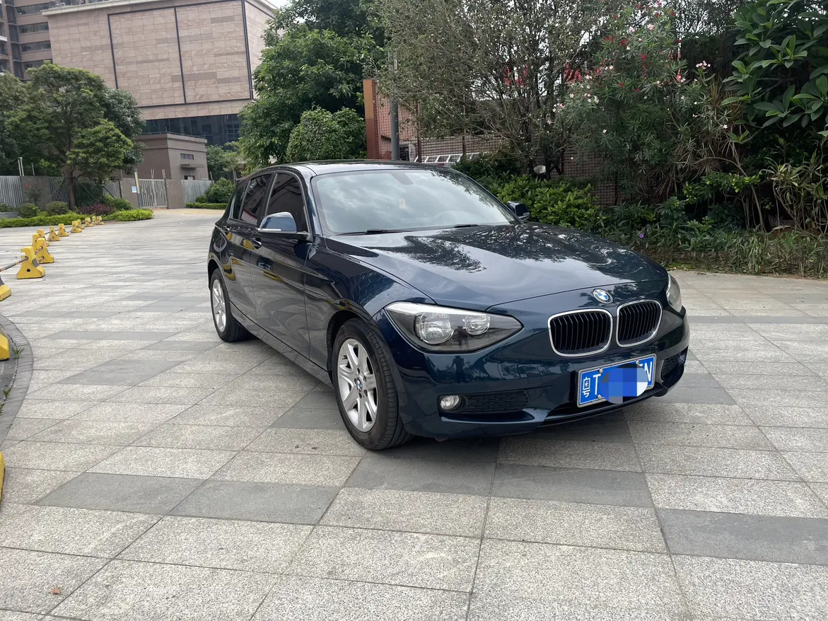 BMW 1 Series (imported)