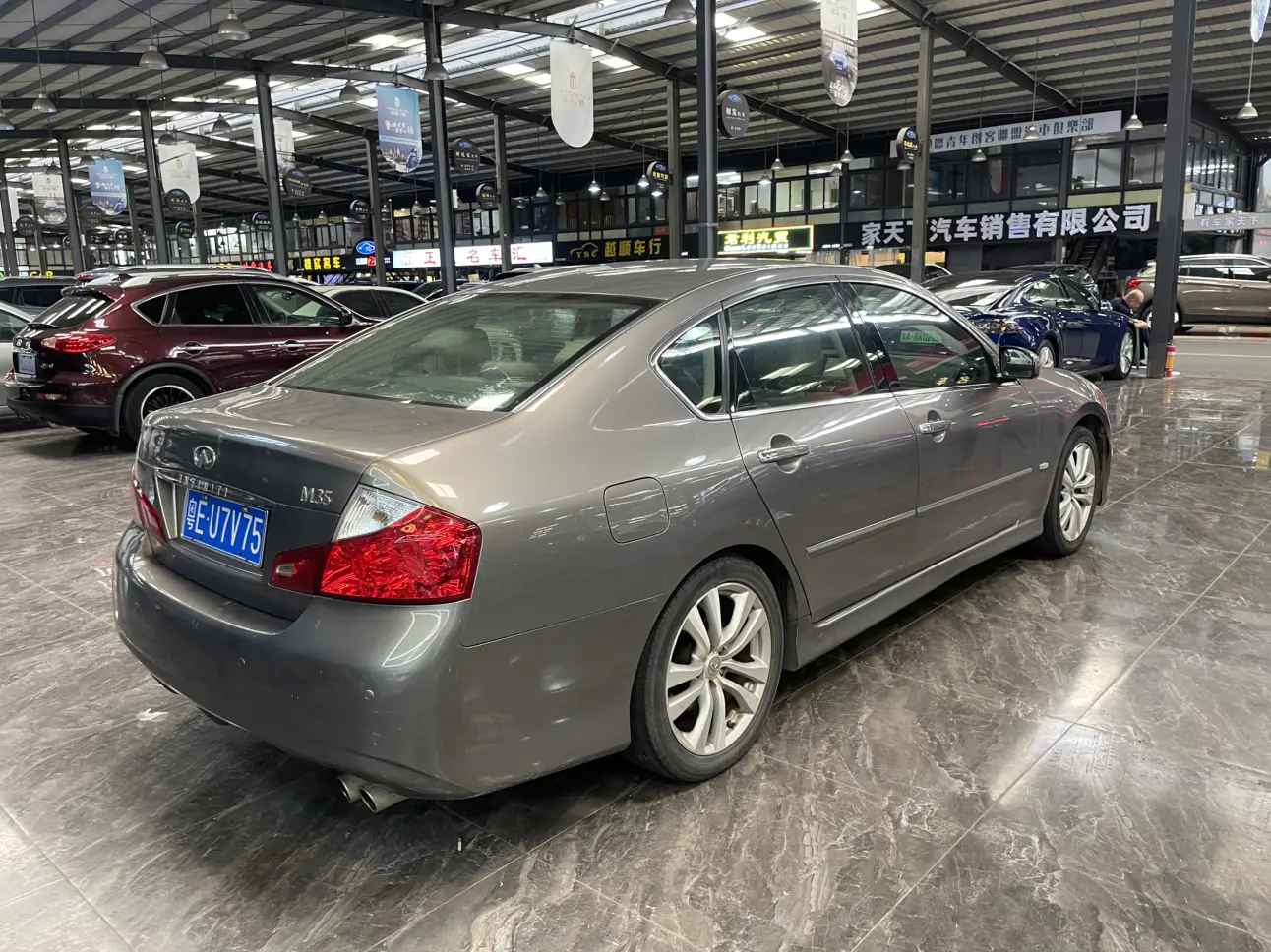 Infiniti M Series