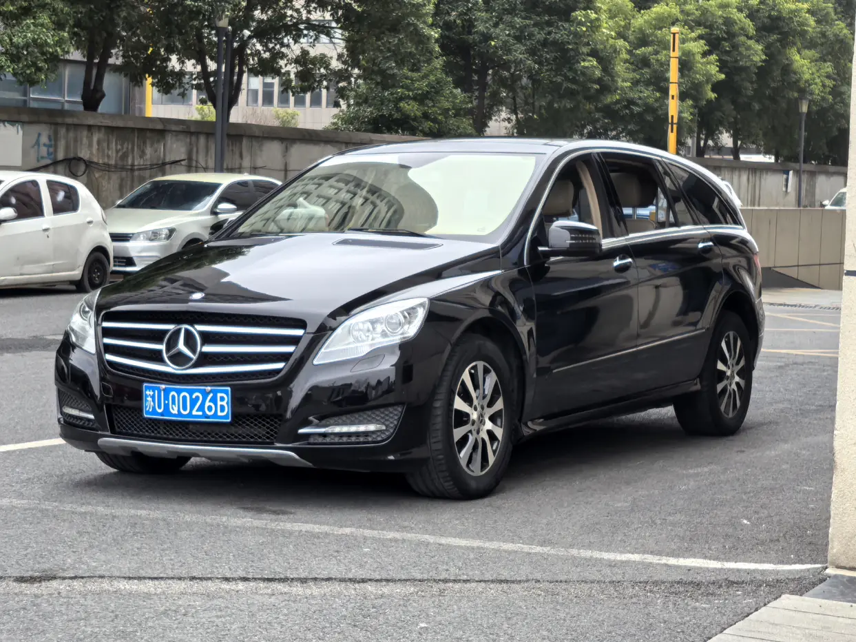 Mercedes-Benz R-Class