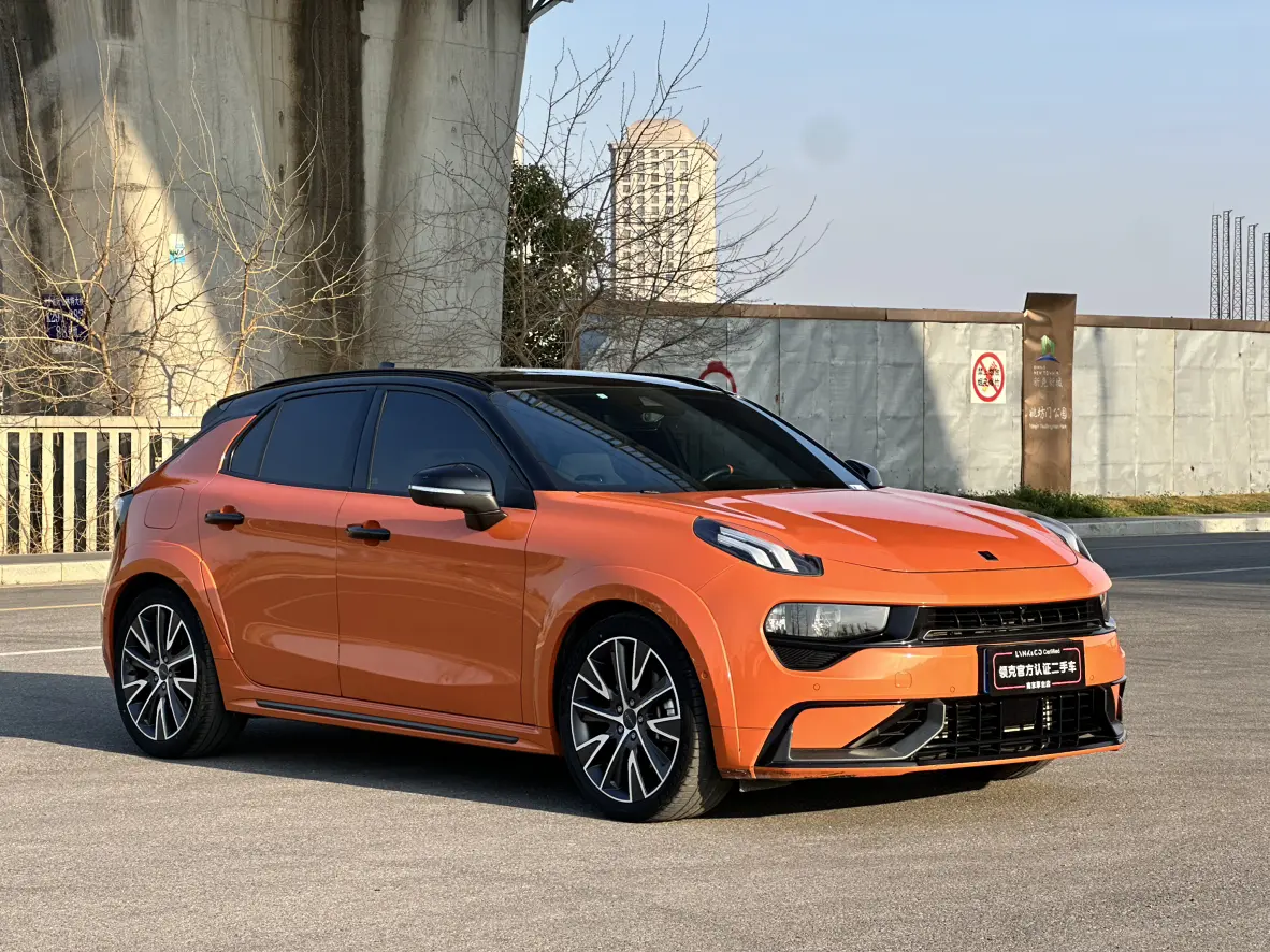 Lynk & Co 02 Hatchback