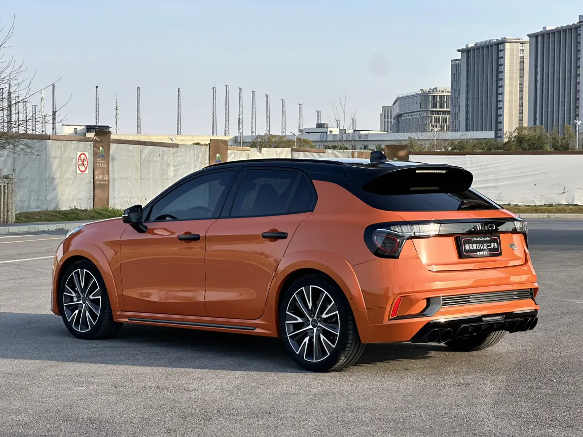 Lynk & Co 02 Hatchback