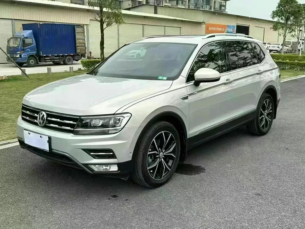 Volkswagen Tiguan L