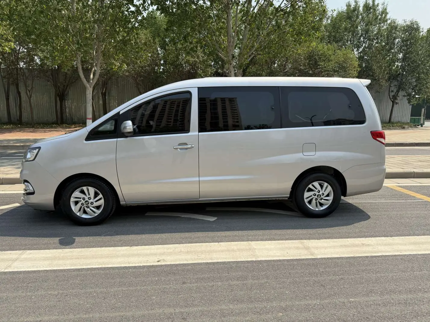 JAC Ruifeng M4