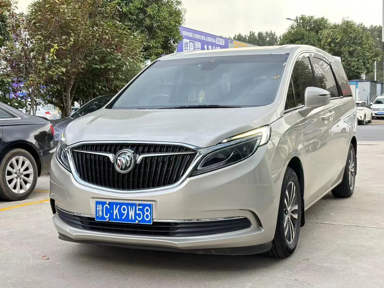 Buick GL8