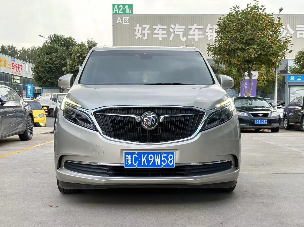 Buick GL8
