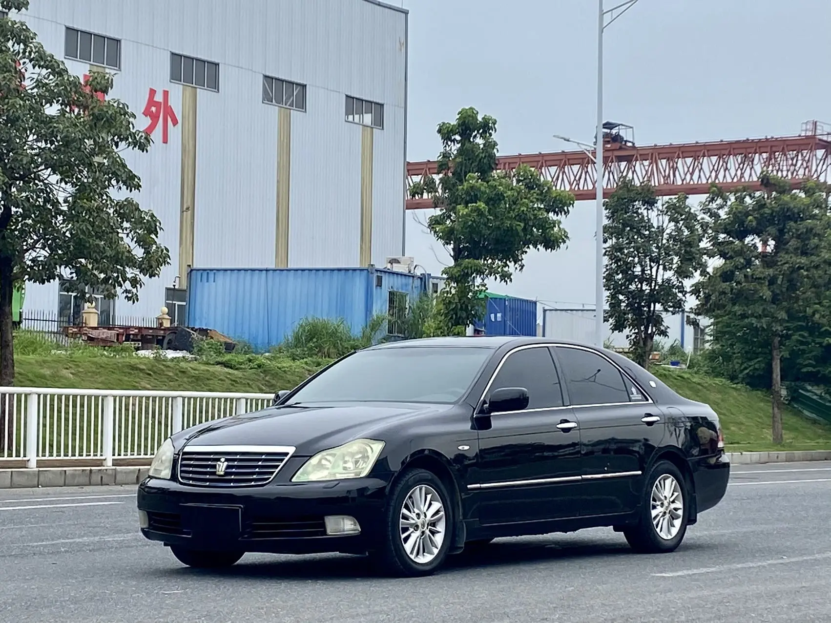 Toyota Crown  из Китая