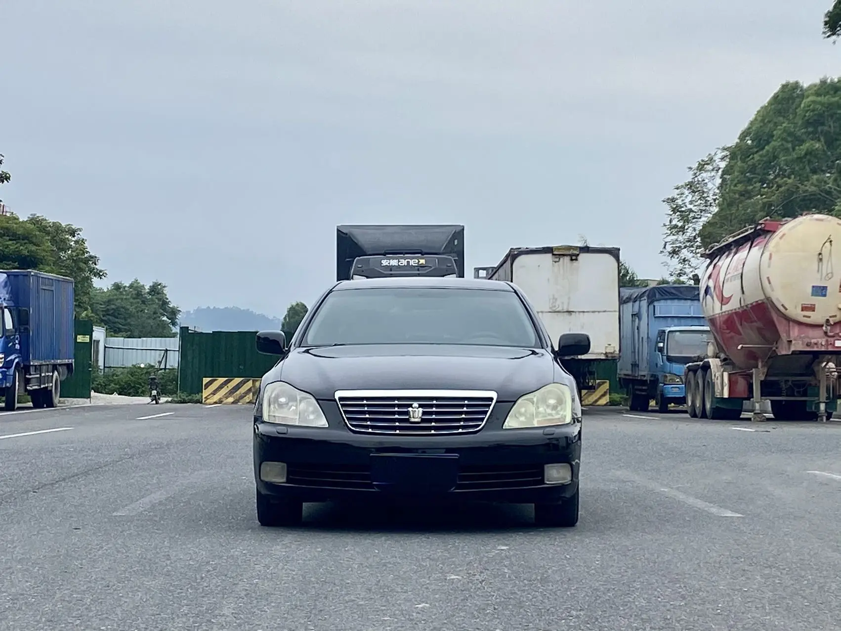 Toyota Crown  из Китая