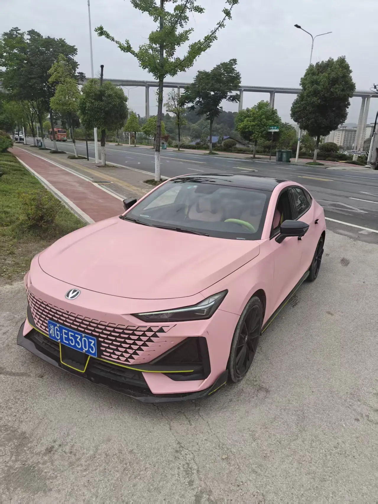 Changan UNI-V
