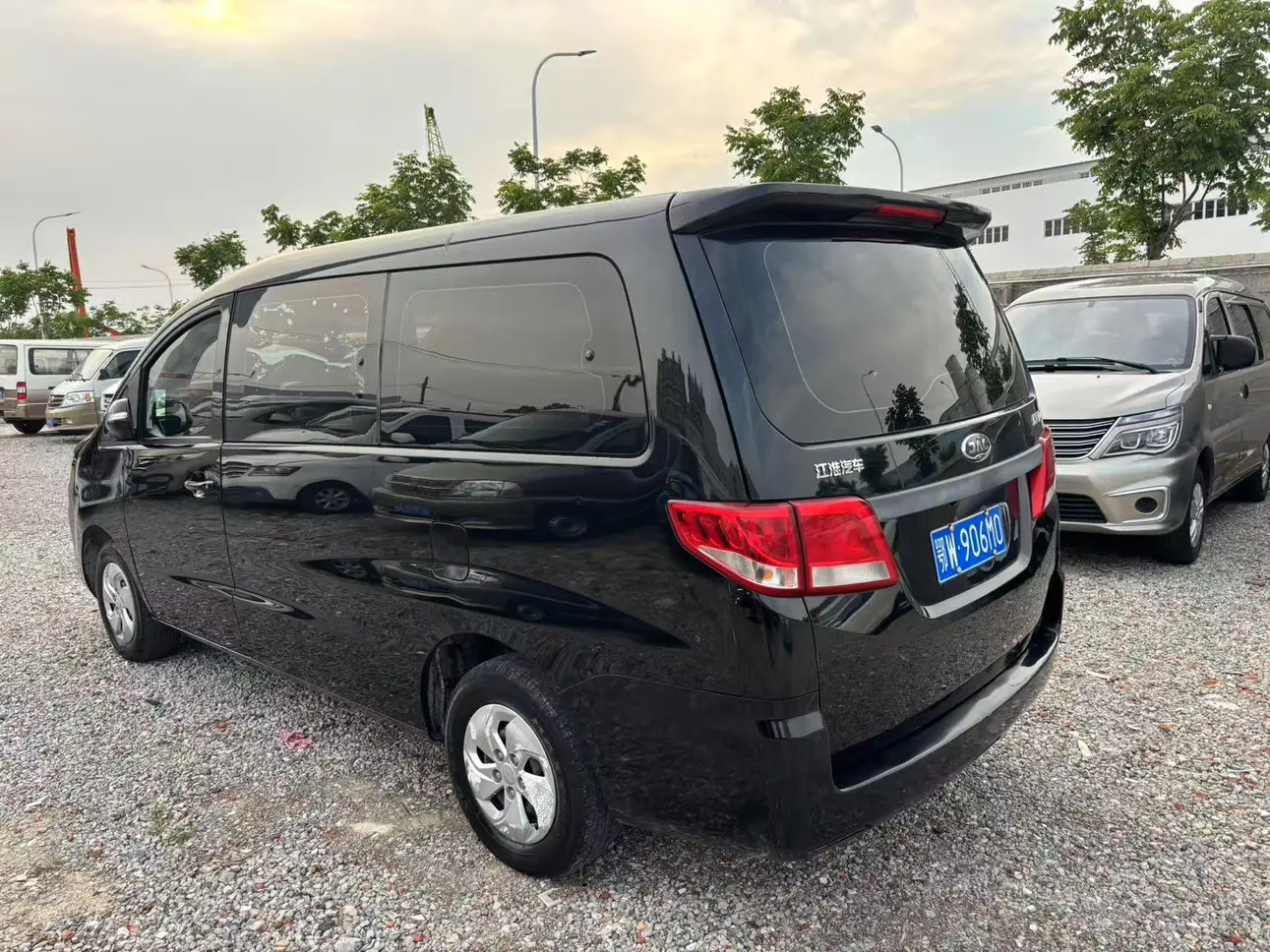 JAC Ruifeng M4