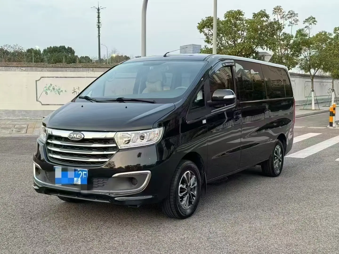 JAC Ruifeng M4