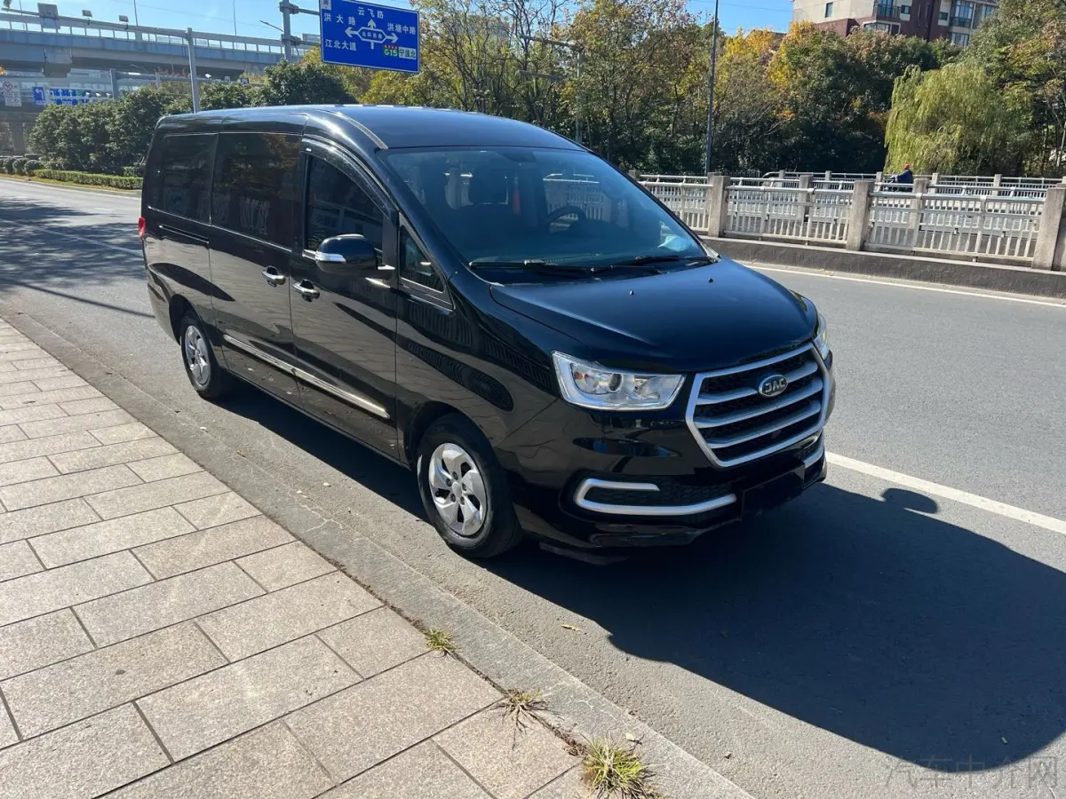 JAC Ruifeng M4