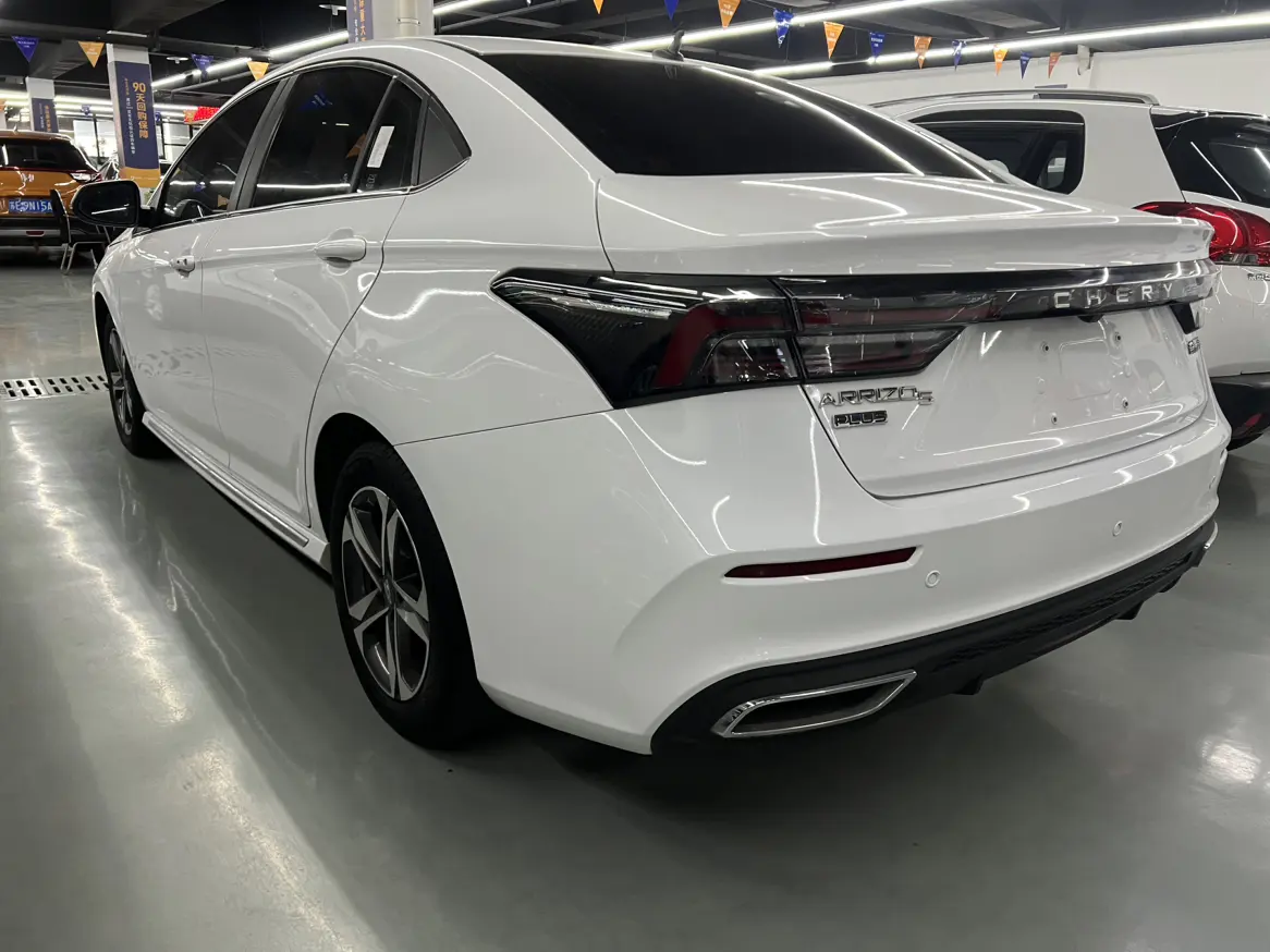 Omoda S5