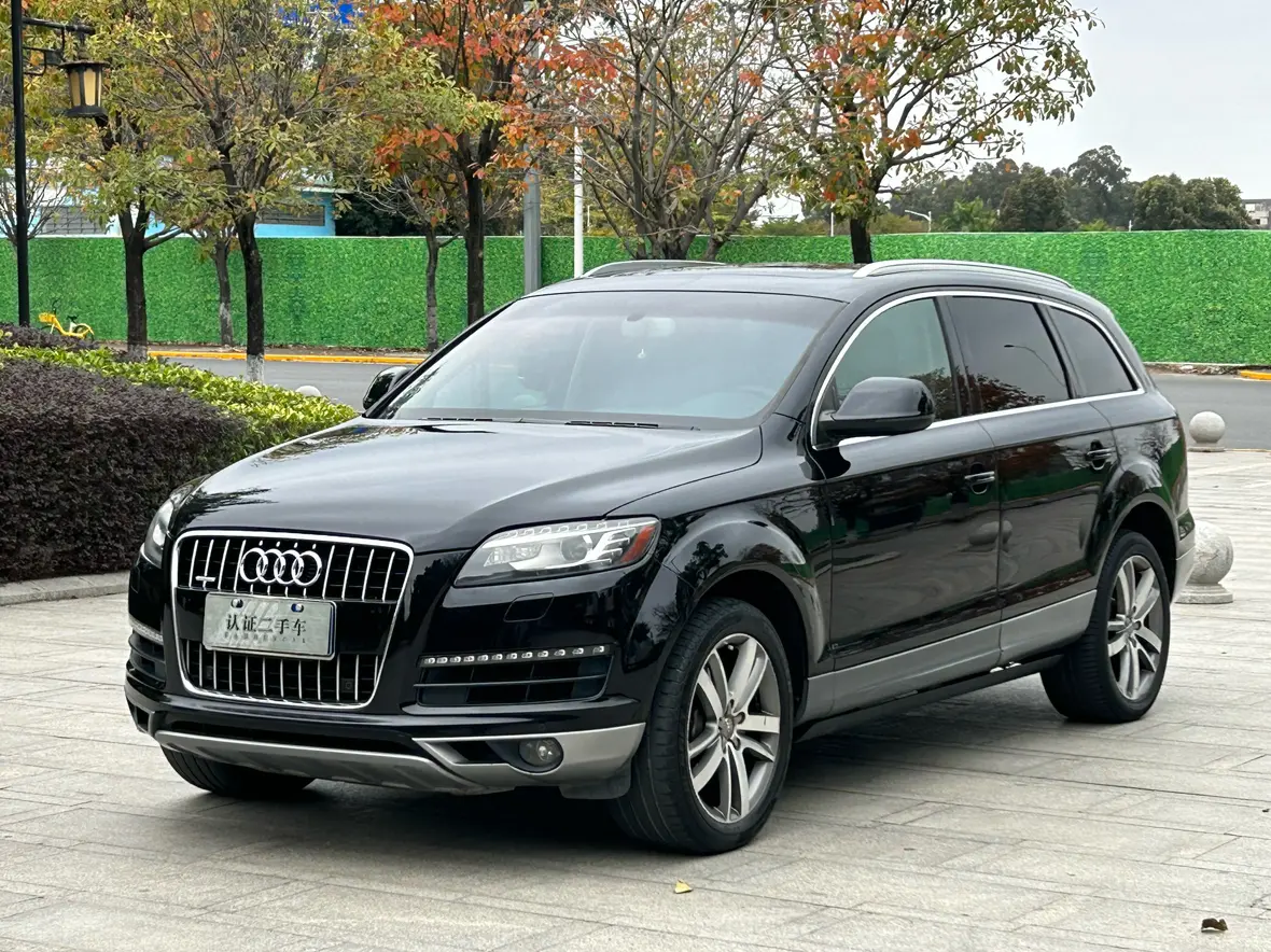 Audi Q7  из Китая