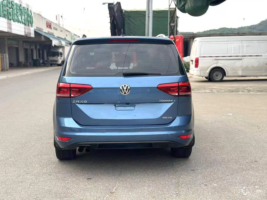 Volkswagen Touran L