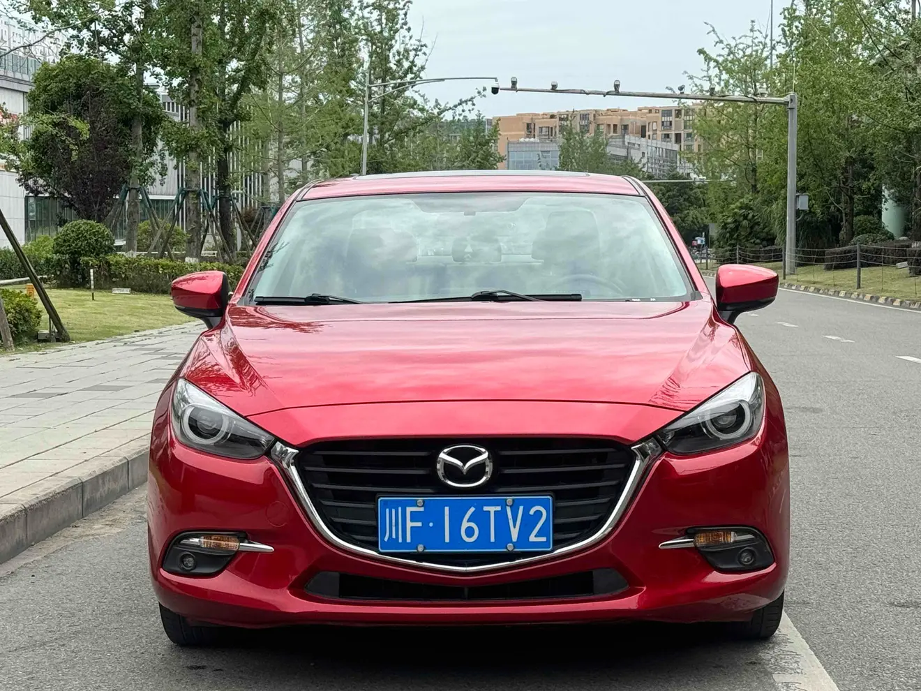 Mazda 3 Angkesela