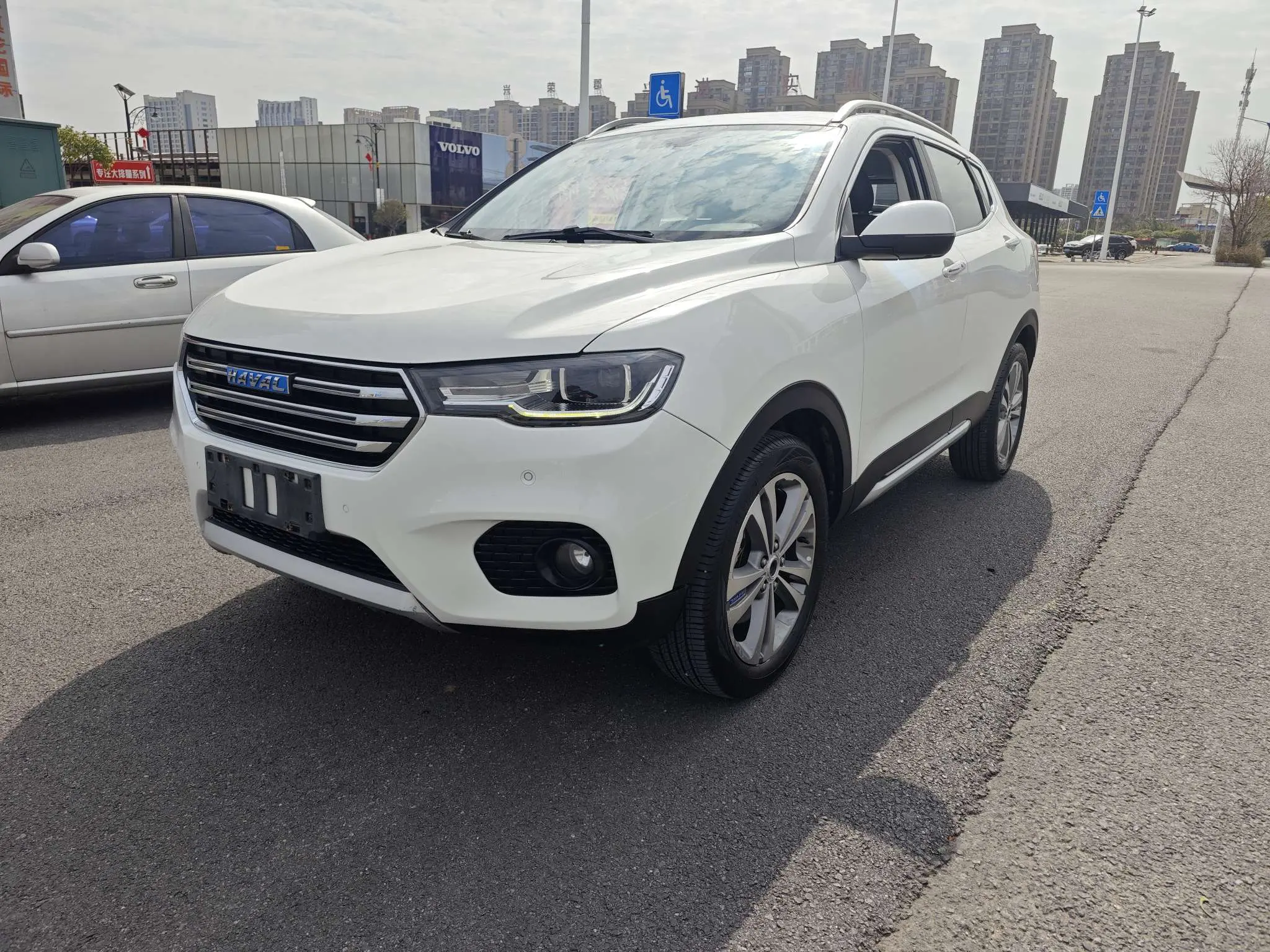 Haval H2s  из Китая
