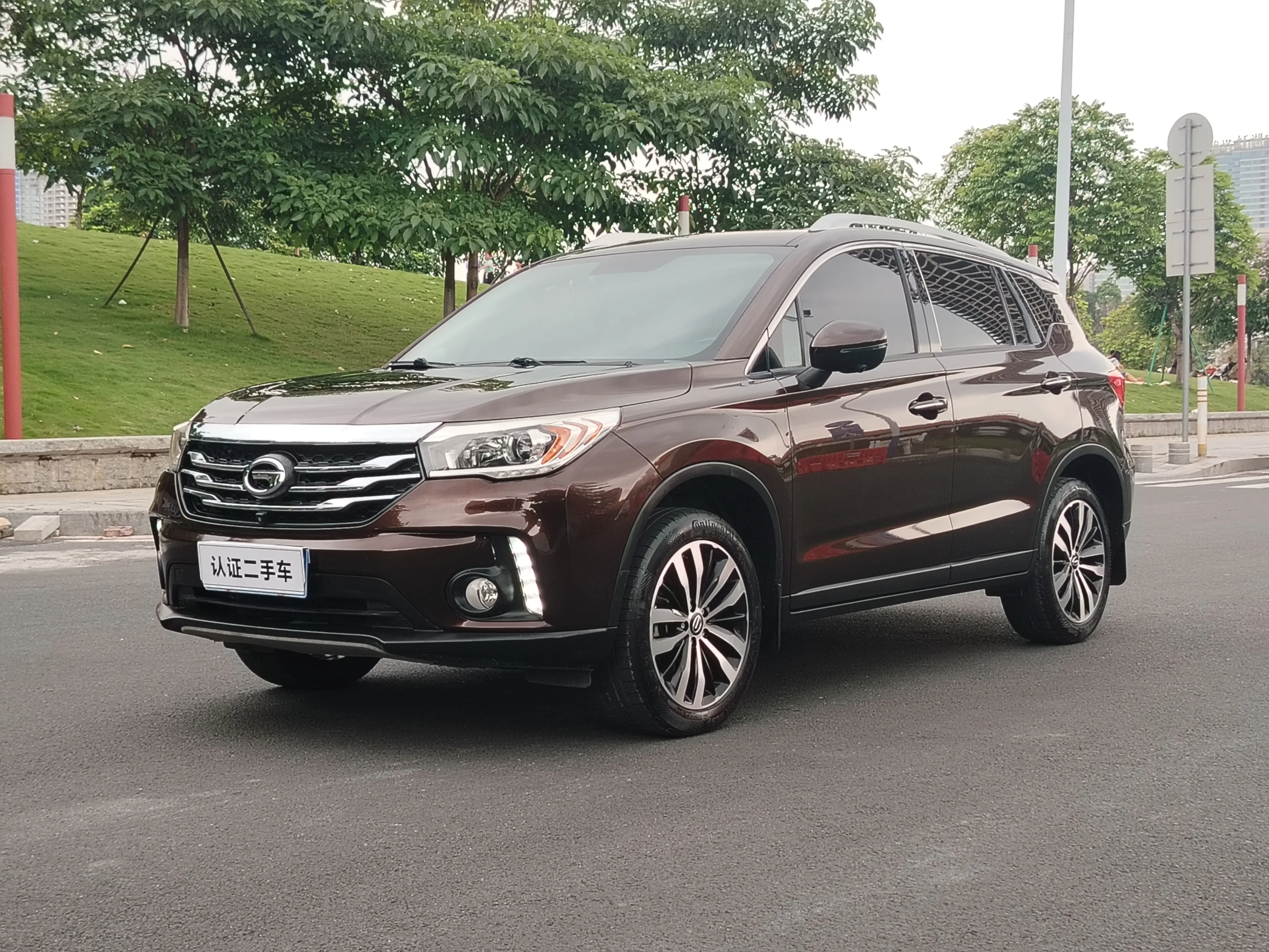 GAC Trumpchi GS4  из Китая